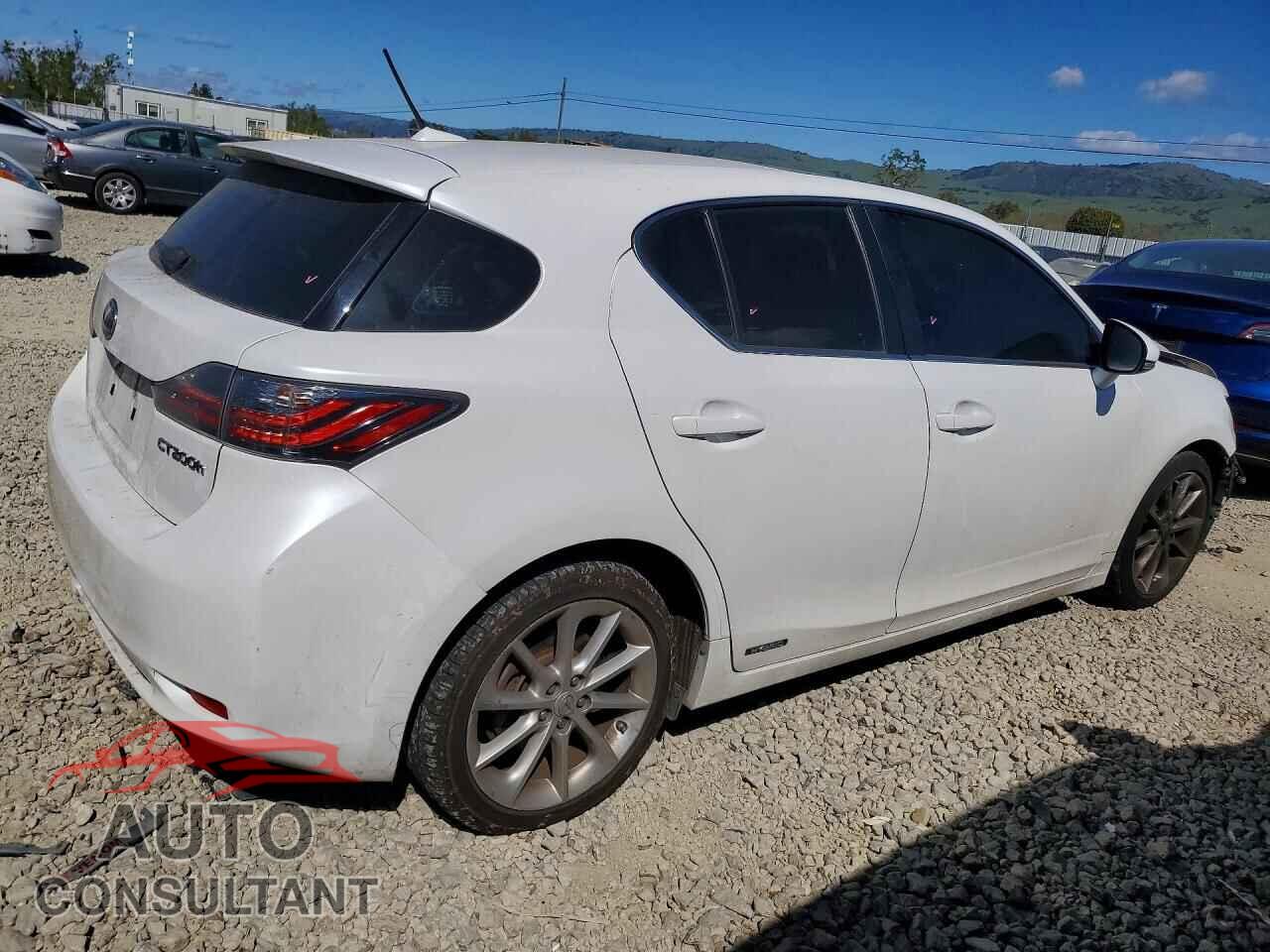 LEXUS CT 200 2013 - JTHKD5BH5D2150062