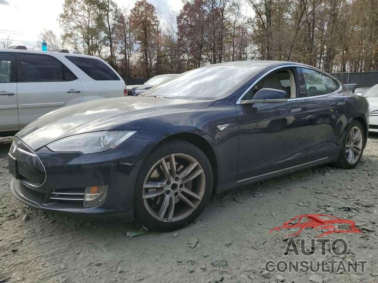 TESLA MODEL S 2014 - 5YJSA1H14EFP52527