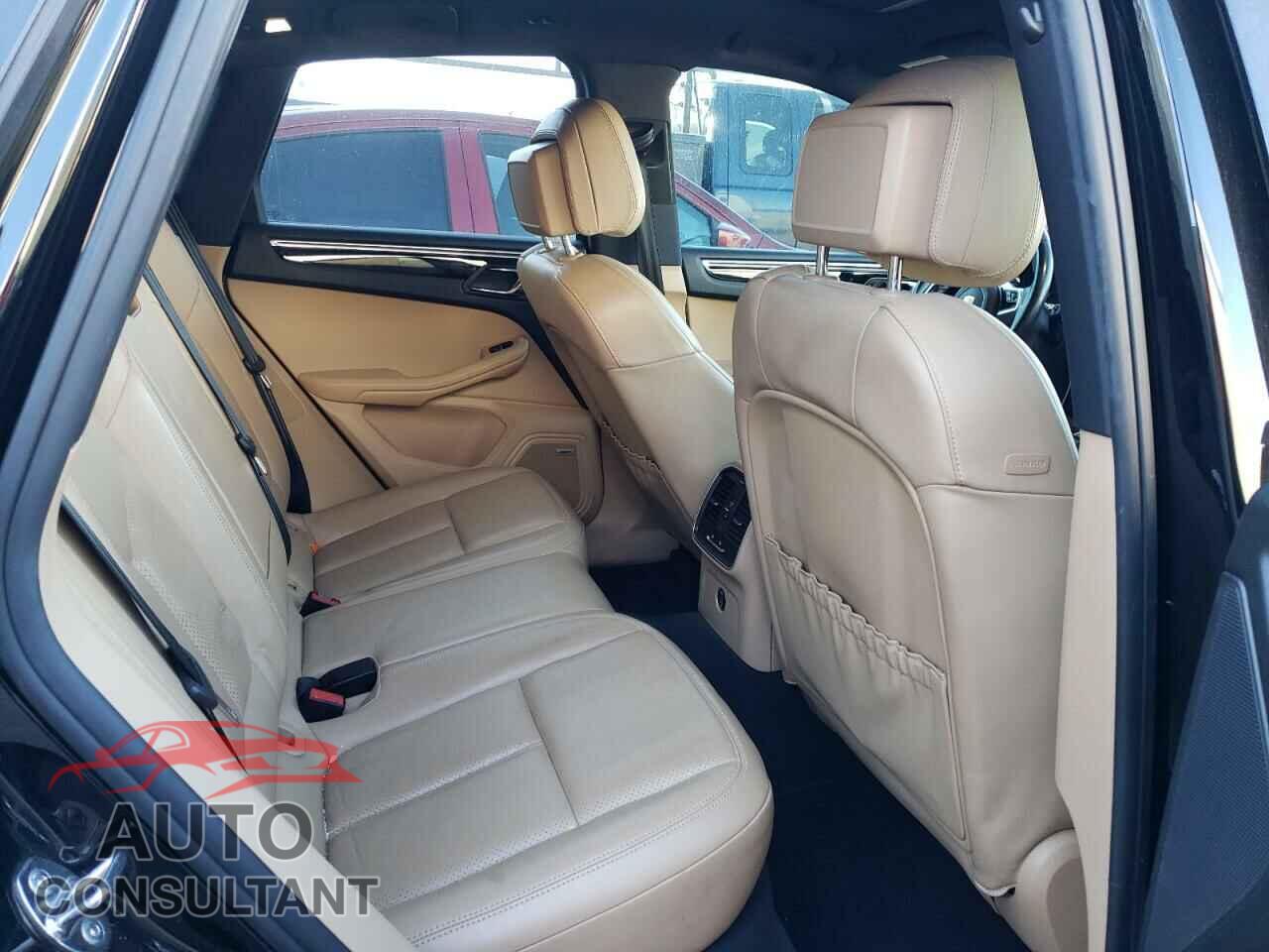 PORSCHE MACAN 2017 - WP1AA2A54HLB01204