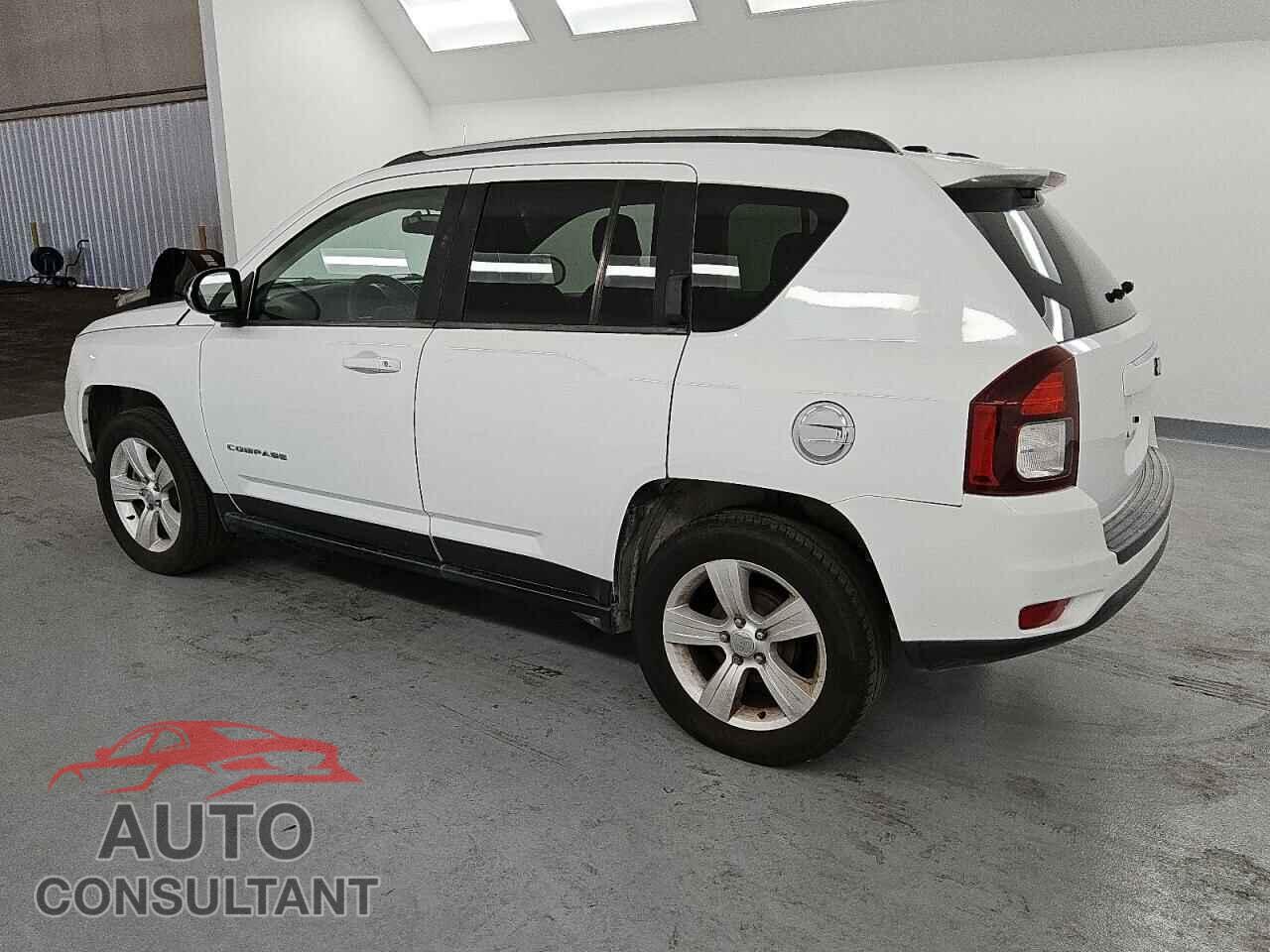JEEP COMPASS 2015 - 1C4NJCBBXFD210772