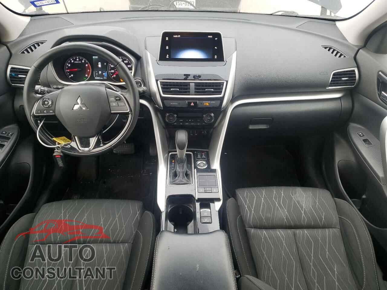 MITSUBISHI ECLIPSE 2018 - JA4AT5AA8JZ057540