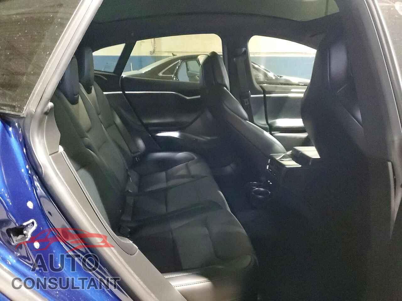 TESLA MODEL S 2017 - 5YJSA1E23HF229985