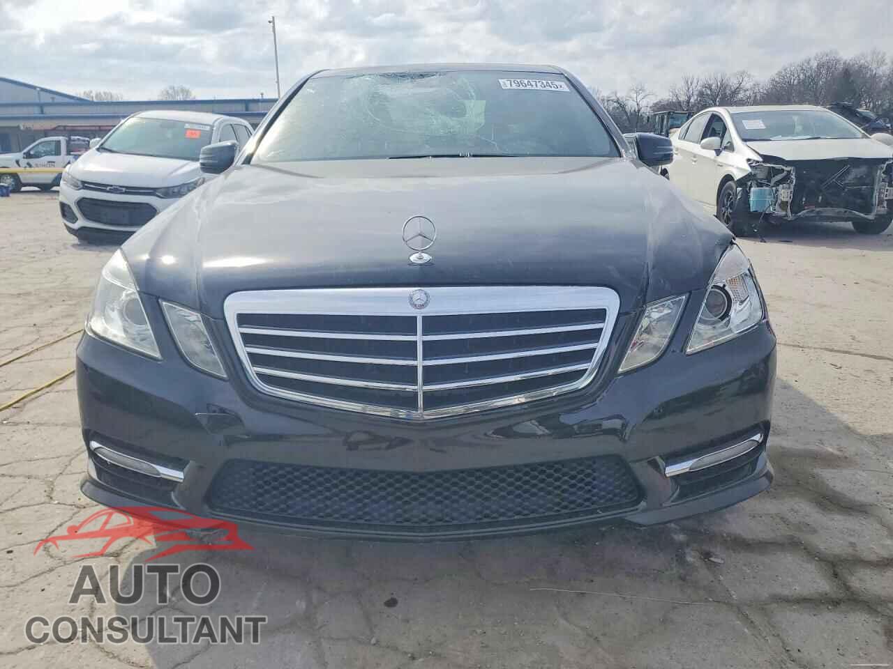 MERCEDES-BENZ E 2013 - WDDHF5KB4DA702504