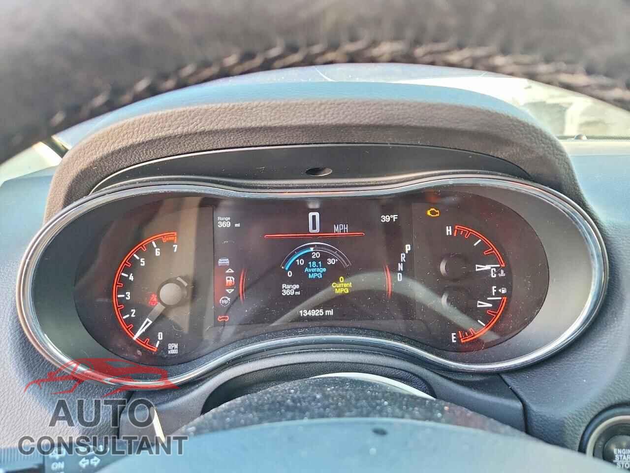 DODGE DURANGO 2018 - 1C4RDJAG9JC329714