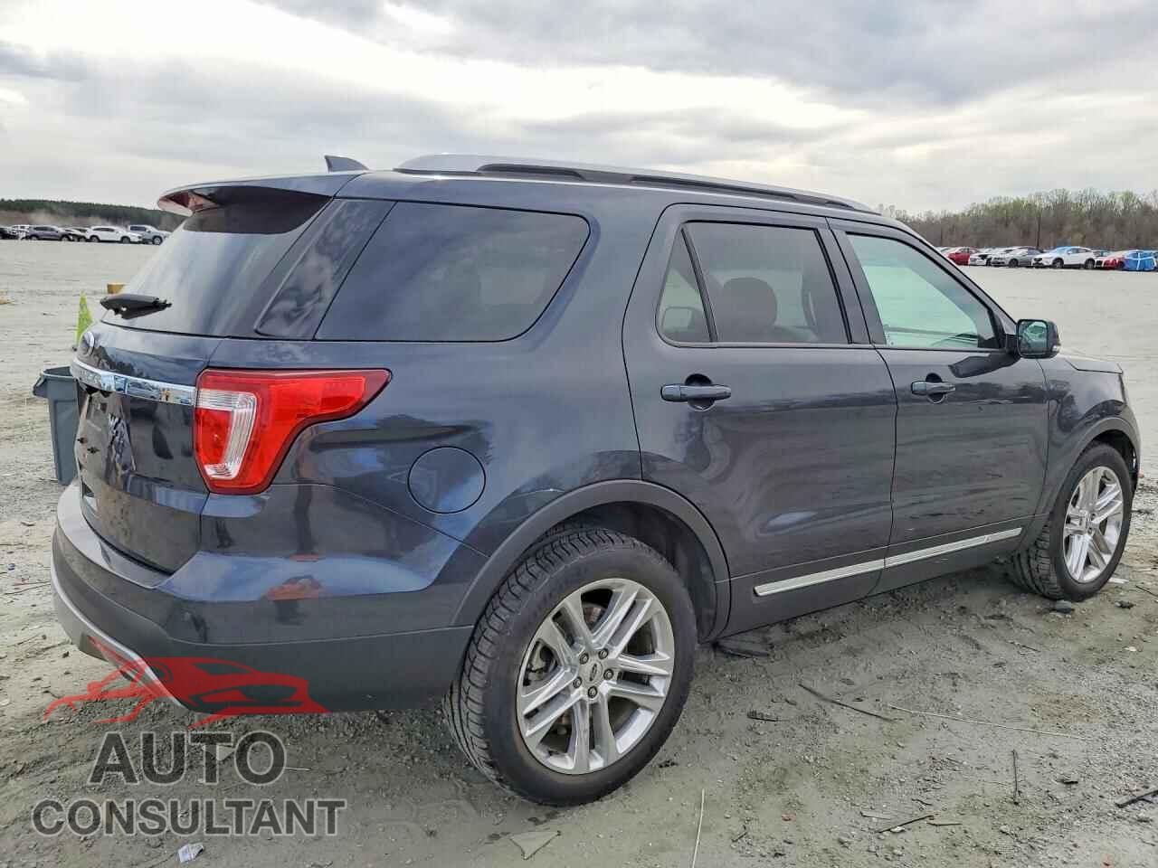FORD EXPLORER 2017 - 1FM5K7D85HGA73260