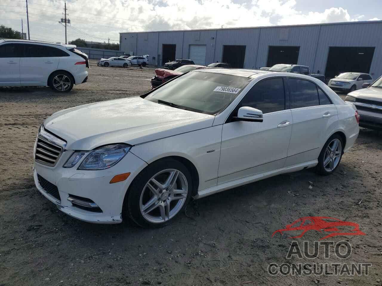 MERCEDES-BENZ E-CLASS 2012 - WDDHF5KB3CA537351