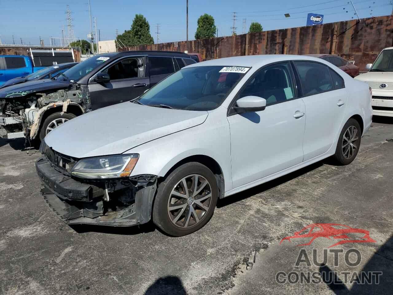 VOLKSWAGEN JETTA 2018 - 3VW2B7AJ1JM260244