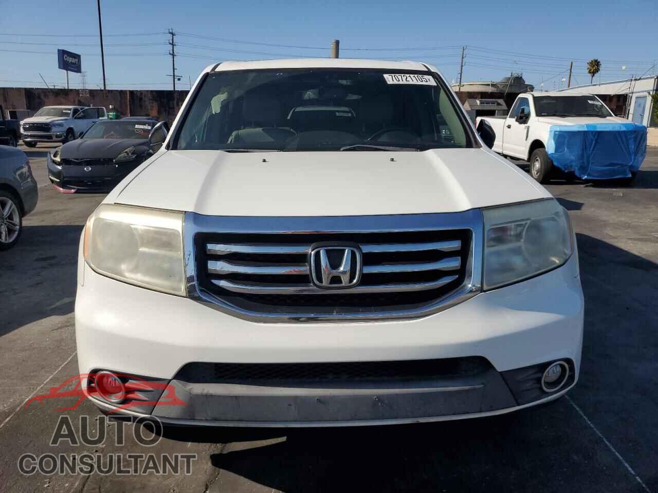 HONDA PILOT 2015 - 5FNYF3H56FB028589