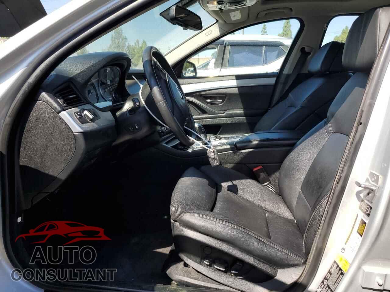 BMW 5 SERIES 2013 - WBAFU7C53DDU75264