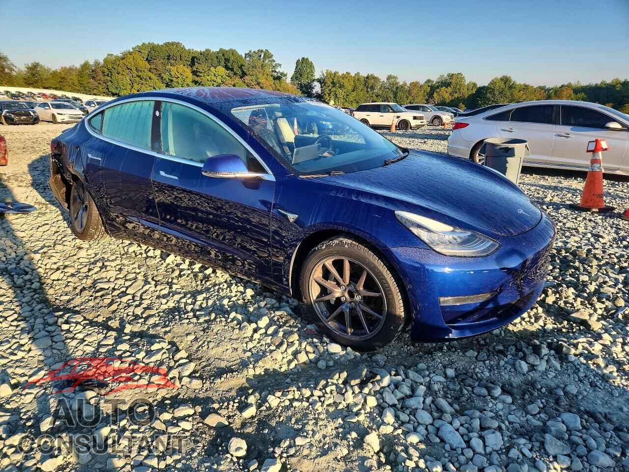 TESLA MODEL 3 2018 - 5YJ3E1EA8JF039606