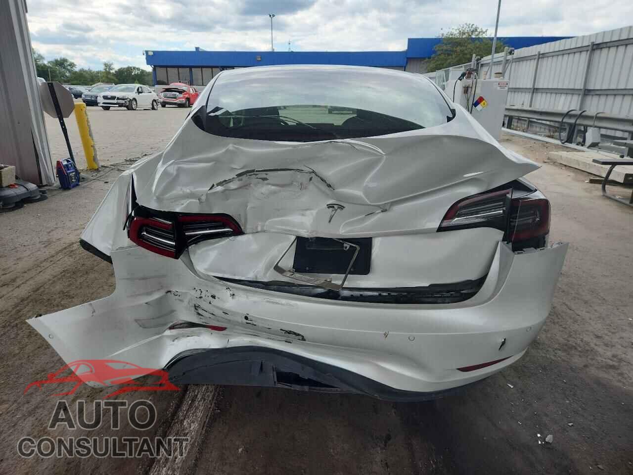 TESLA MODEL 3 2021 - 5YJ3E1EA1MF031755