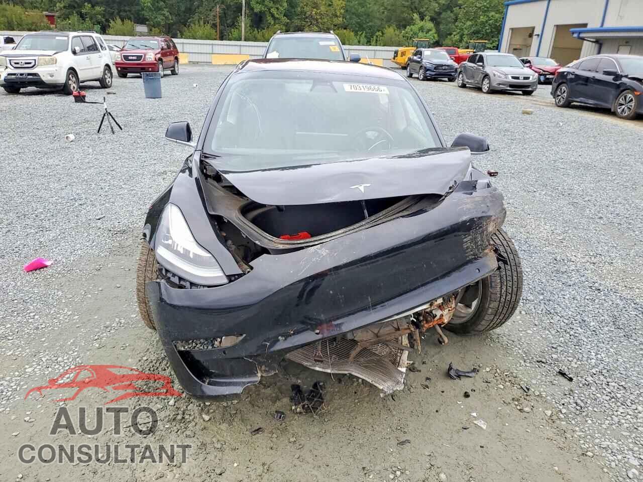 TESLA MODEL 3 2018 - 5YJ3E1EA7JF036468