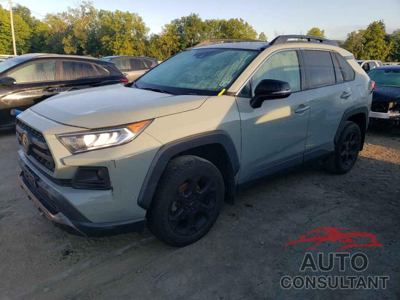 TOYOTA RAV4 2020 - 2T3J1RFVXLC075458