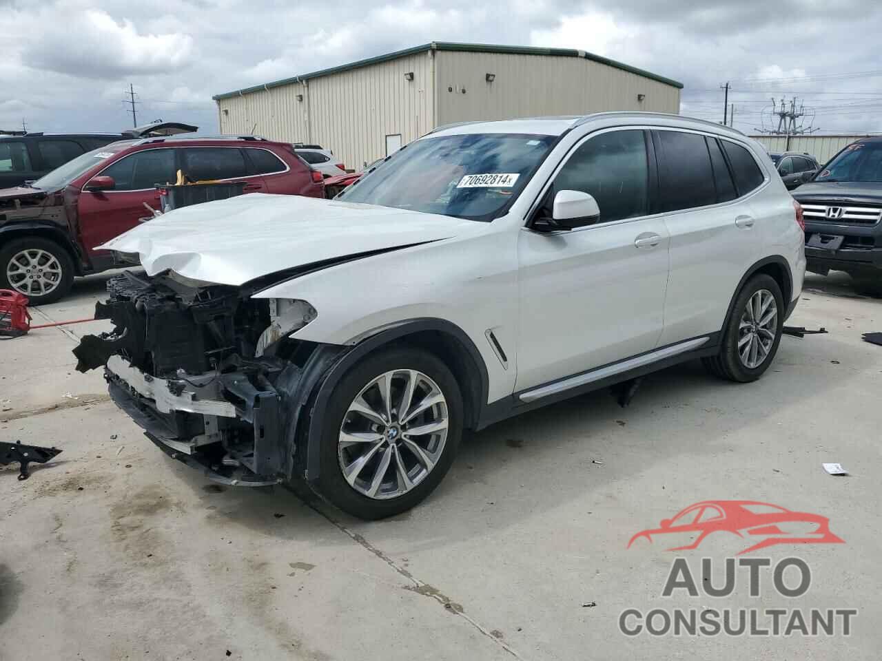 BMW X3 2019 - 5UXTR7C56KLE94581