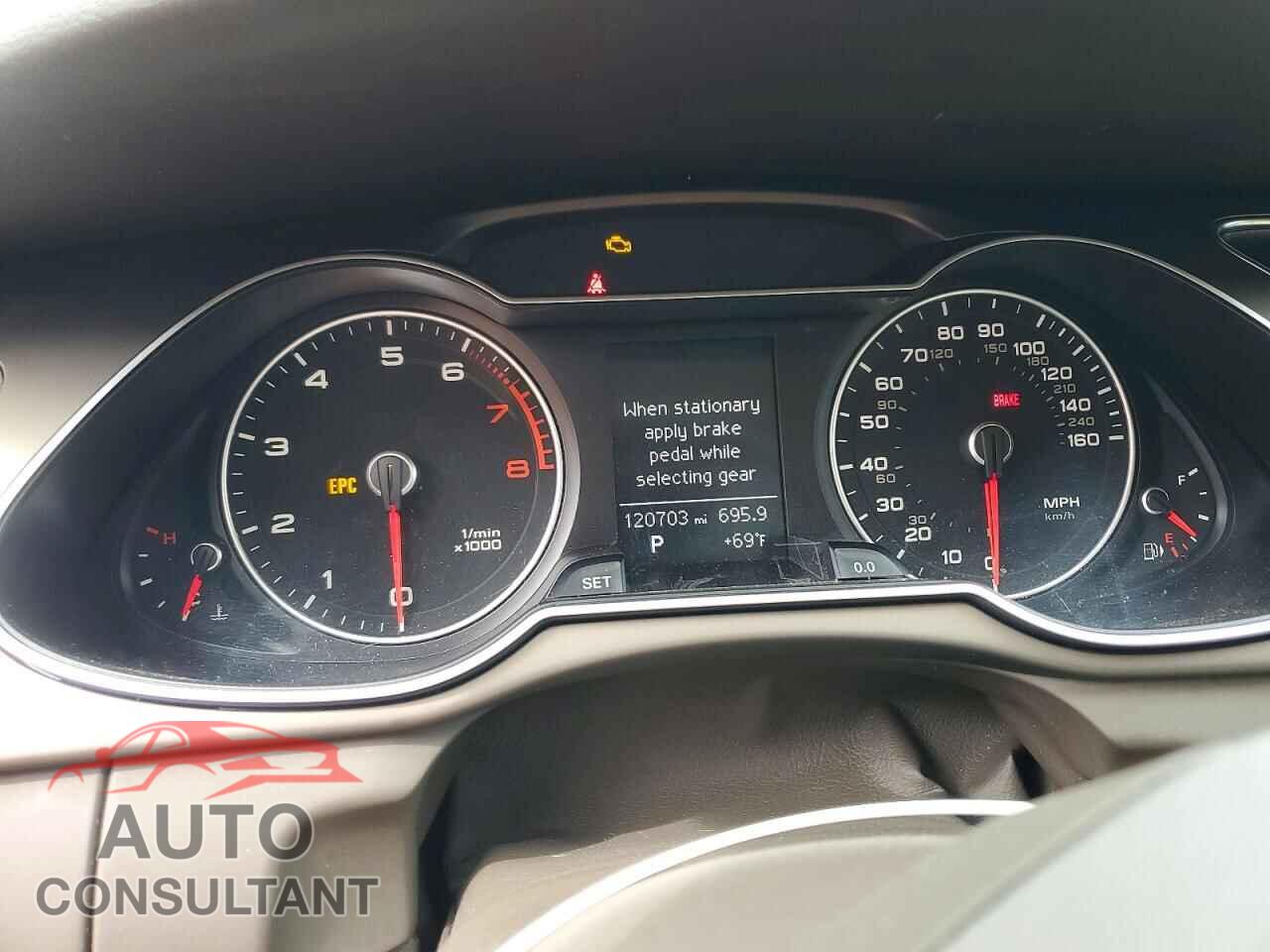 AUDI A4 2013 - WAUBFAFL7DN018774