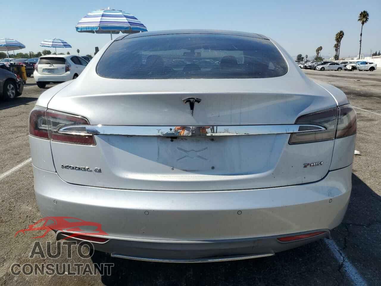 TESLA MODEL S 2013 - 5YJSA1DPXDFP20769