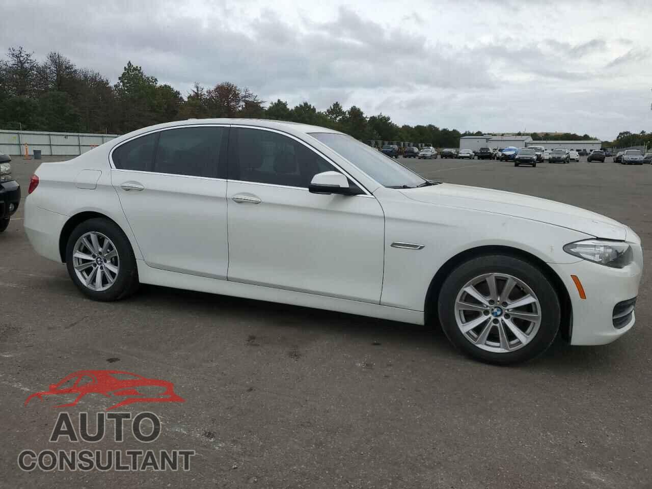 BMW 5 SERIES 2014 - WBA5A7C54ED617465