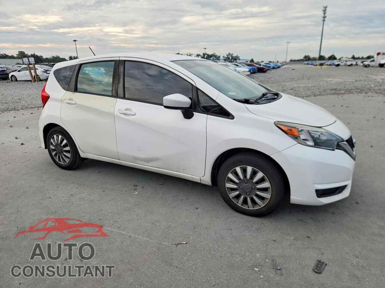 NISSAN VERSA 2017 - 3N1CE2CPXHL367184