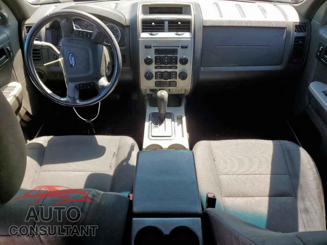 FORD ESCAPE 2011 - 1FMCU0D71BKA92571