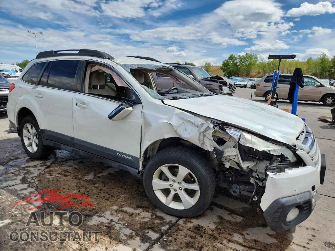 SUBARU OUTBACK 2013 - 4S4BRCCC8D3304747