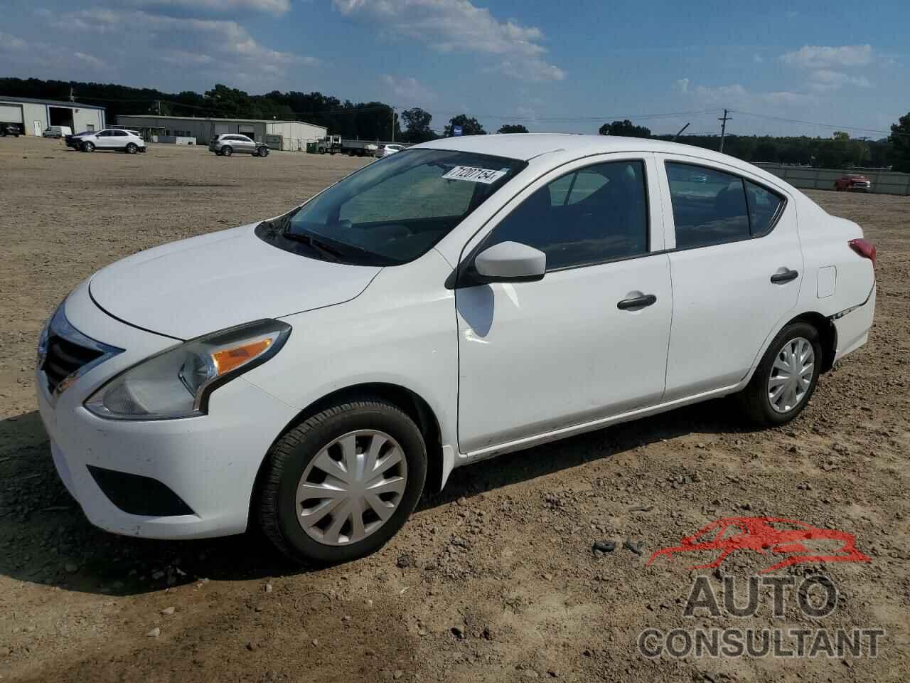 NISSAN VERSA 2017 - 3N1CN7APXHL888664