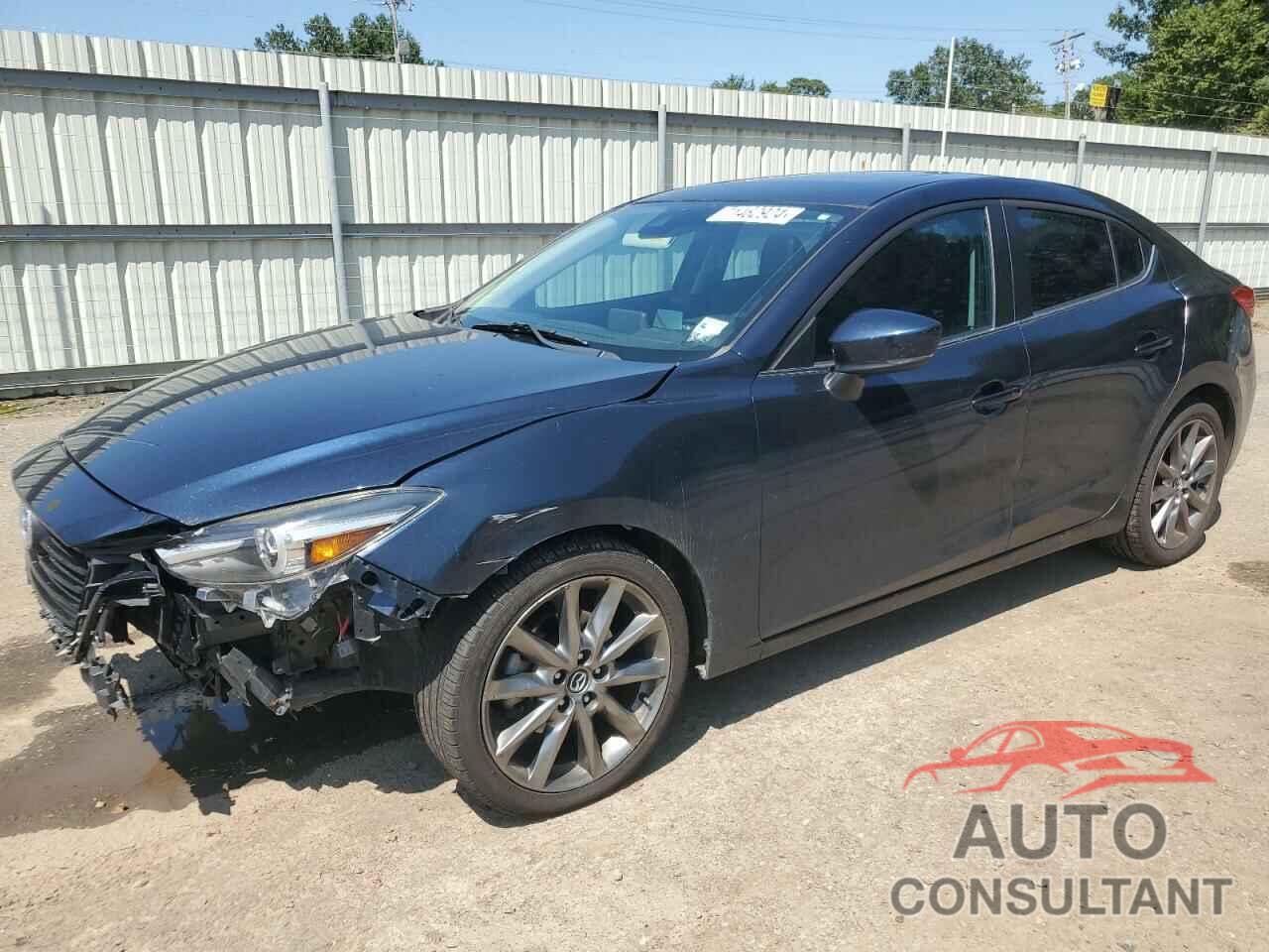 MAZDA 3 2018 - 3MZBN1W35JM189693