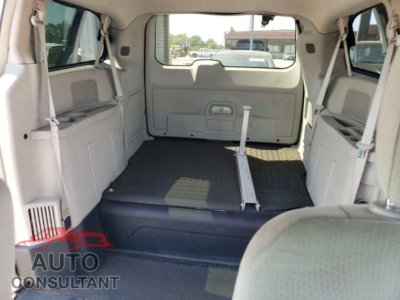 DODGE CARAVAN 2011 - 2D4RN5DG7BR690435