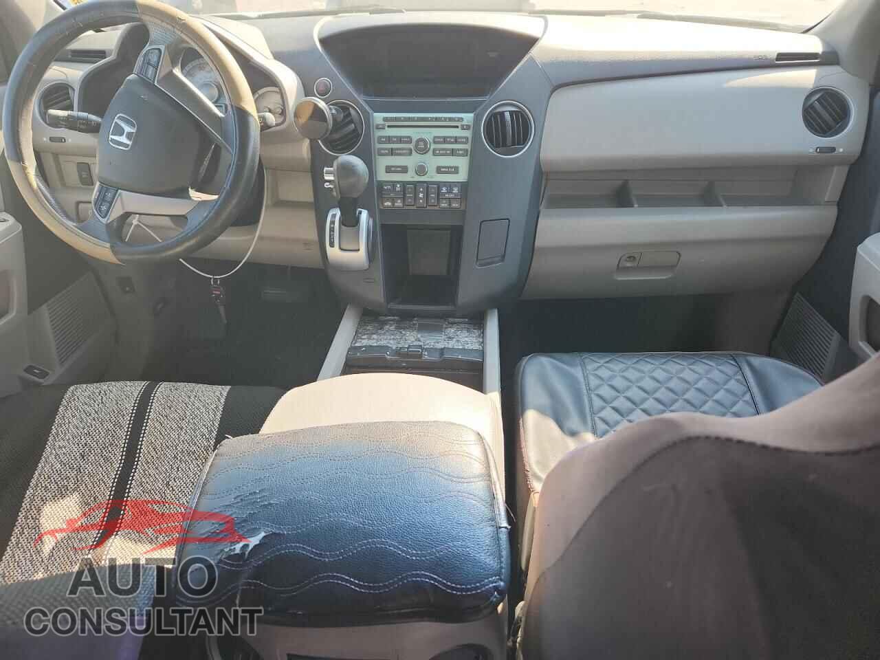 HONDA PILOT 2011 - 5FNYF3H42BB016604