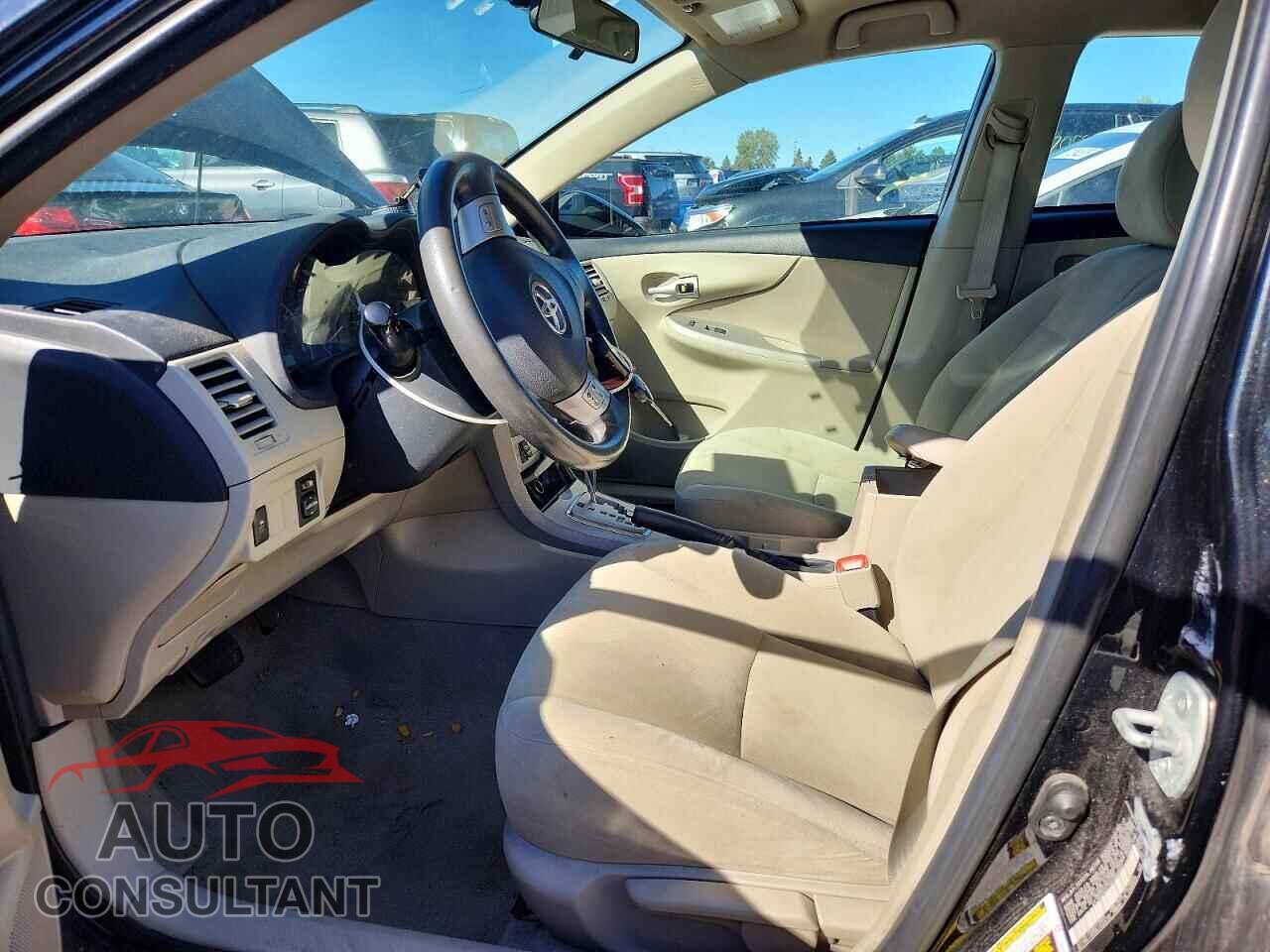 TOYOTA COROLLA 2013 - 2T1BU4EE2DC084861