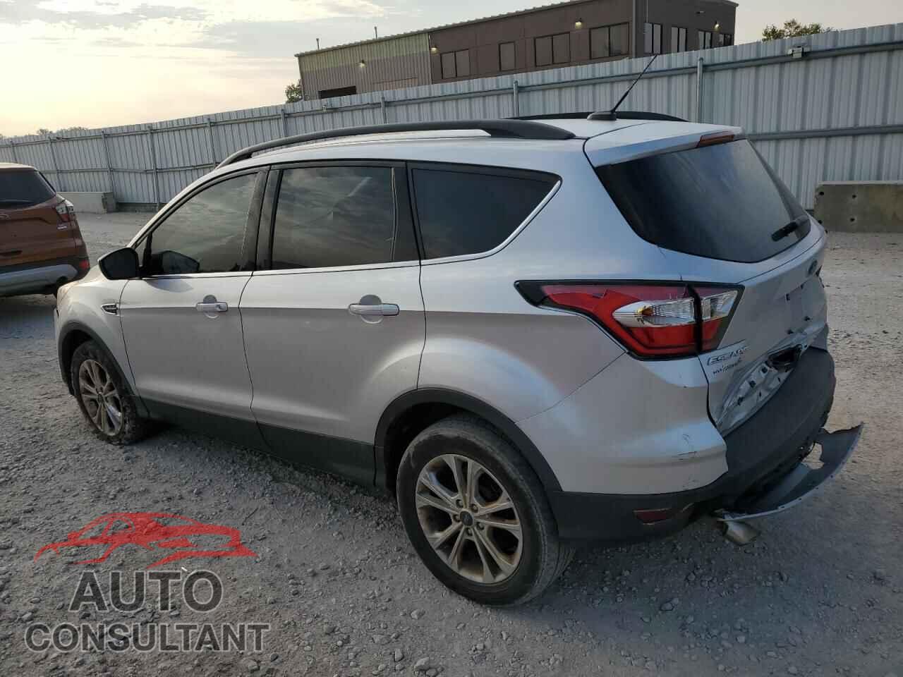 FORD ESCAPE 2018 - 1FMCU0GD3JUB45825