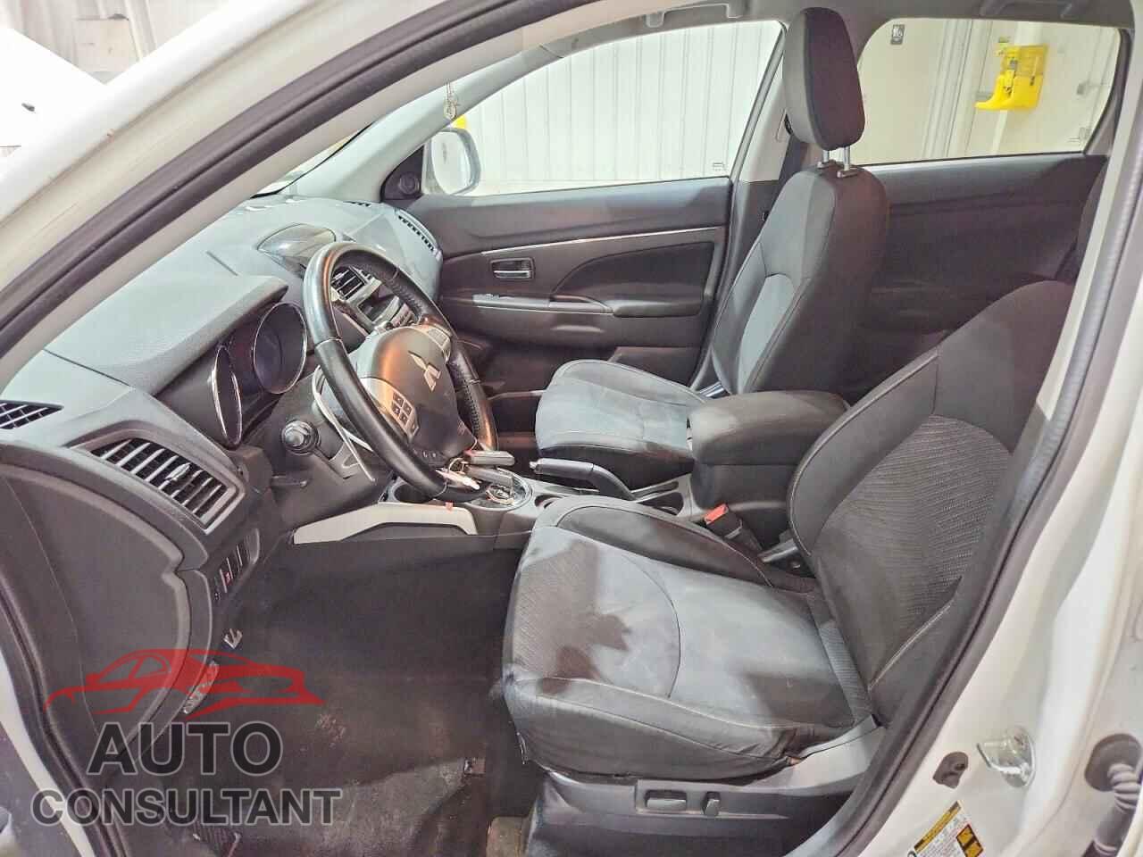 MITSUBISHI OUTLANDER 2013 - 4A4AP5AU2DE016331