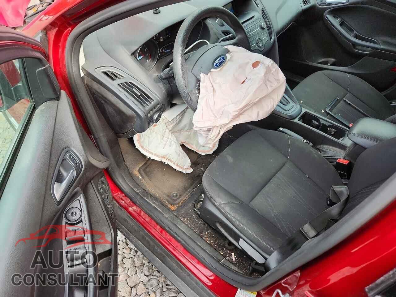 FORD FOCUS 2016 - 1FADP3F23GL306194