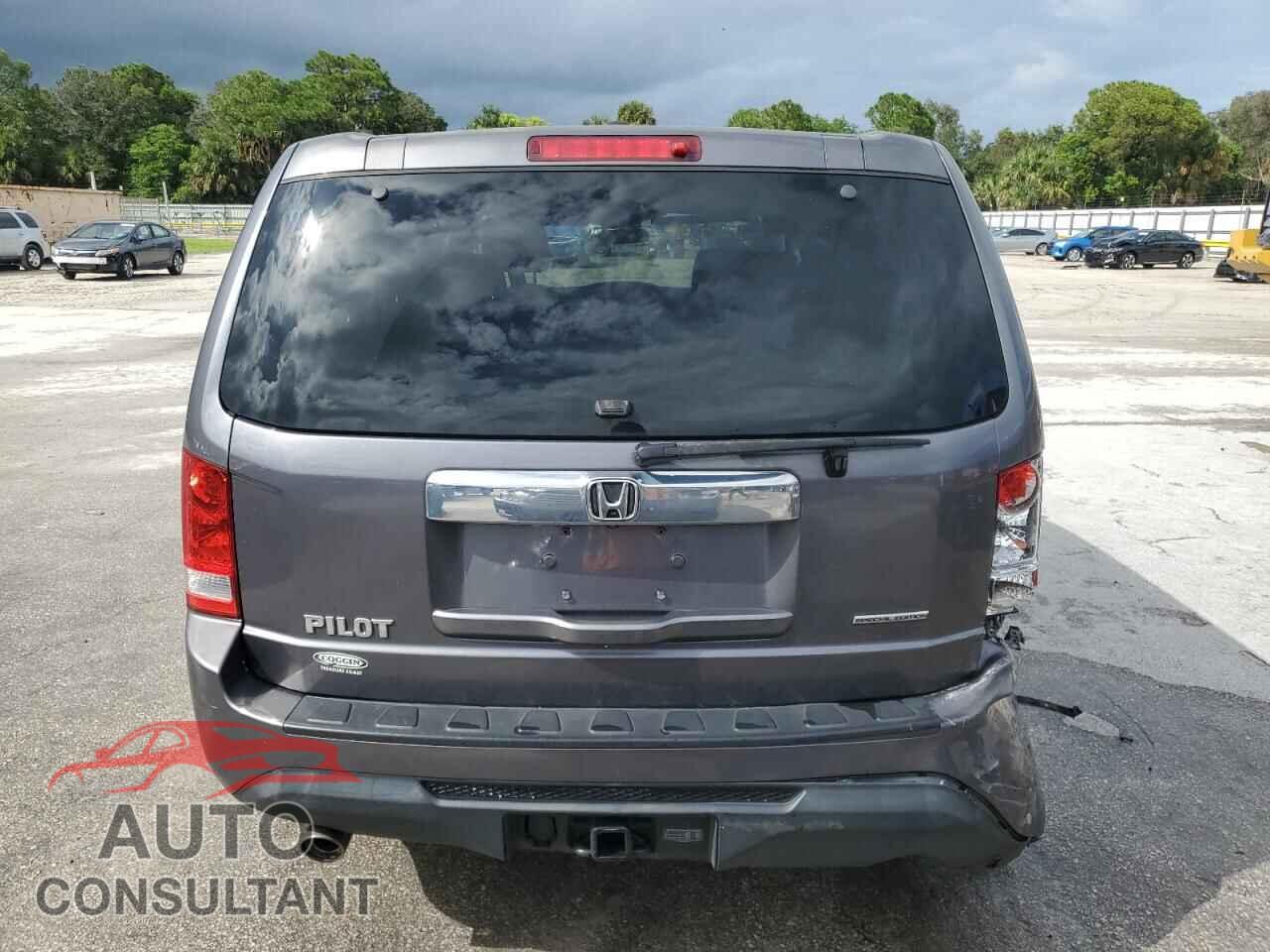 HONDA PILOT 2015 - 5FNYF3H38FB034246