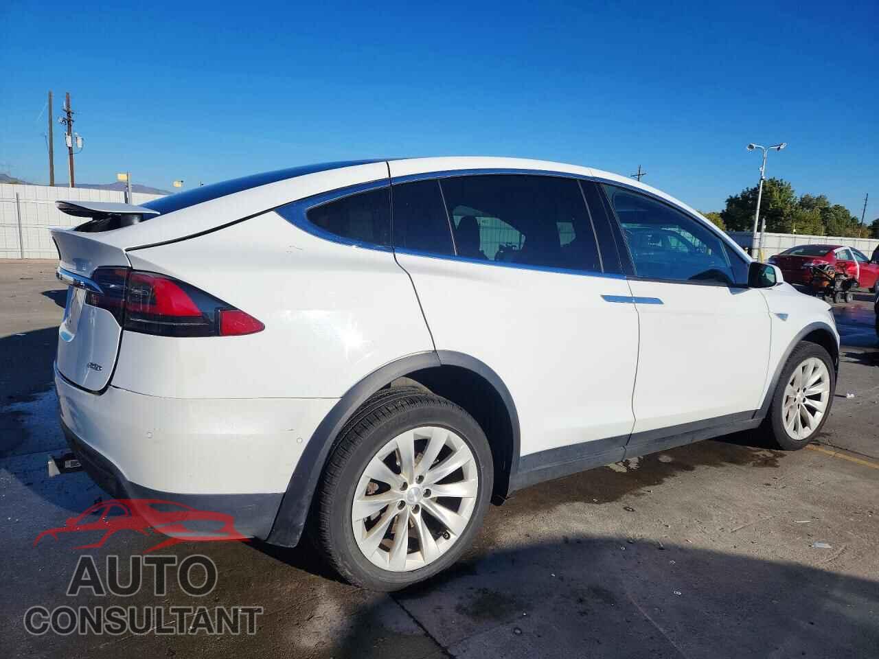 TESLA MODEL X 2016 - 5YJXCBE29GF021906