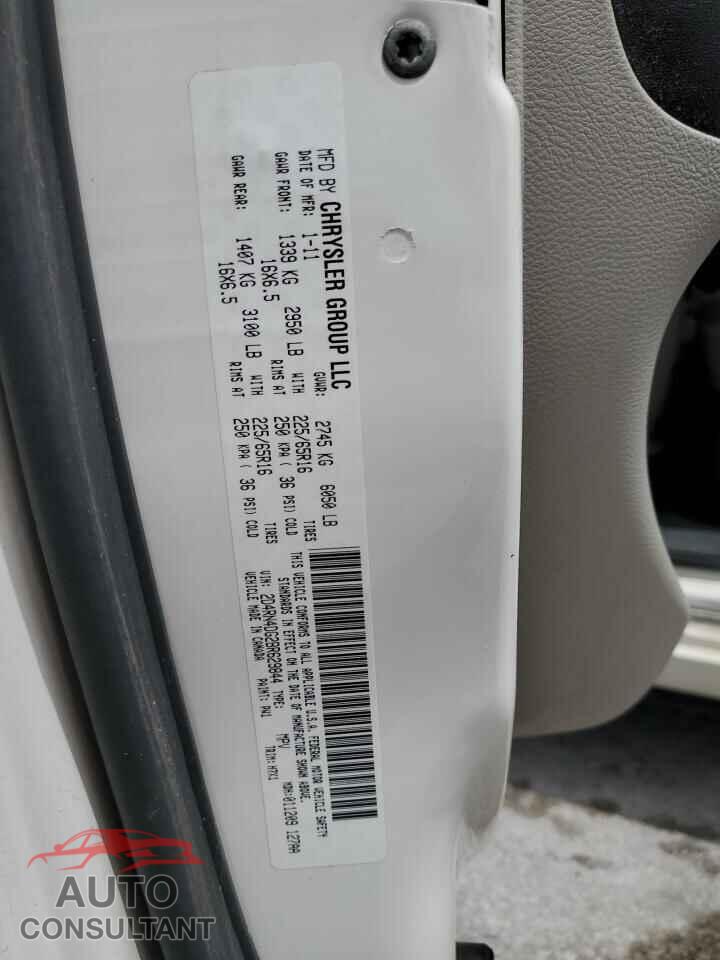 DODGE CARAVAN 2011 - 2D4RN4DG2BR629844