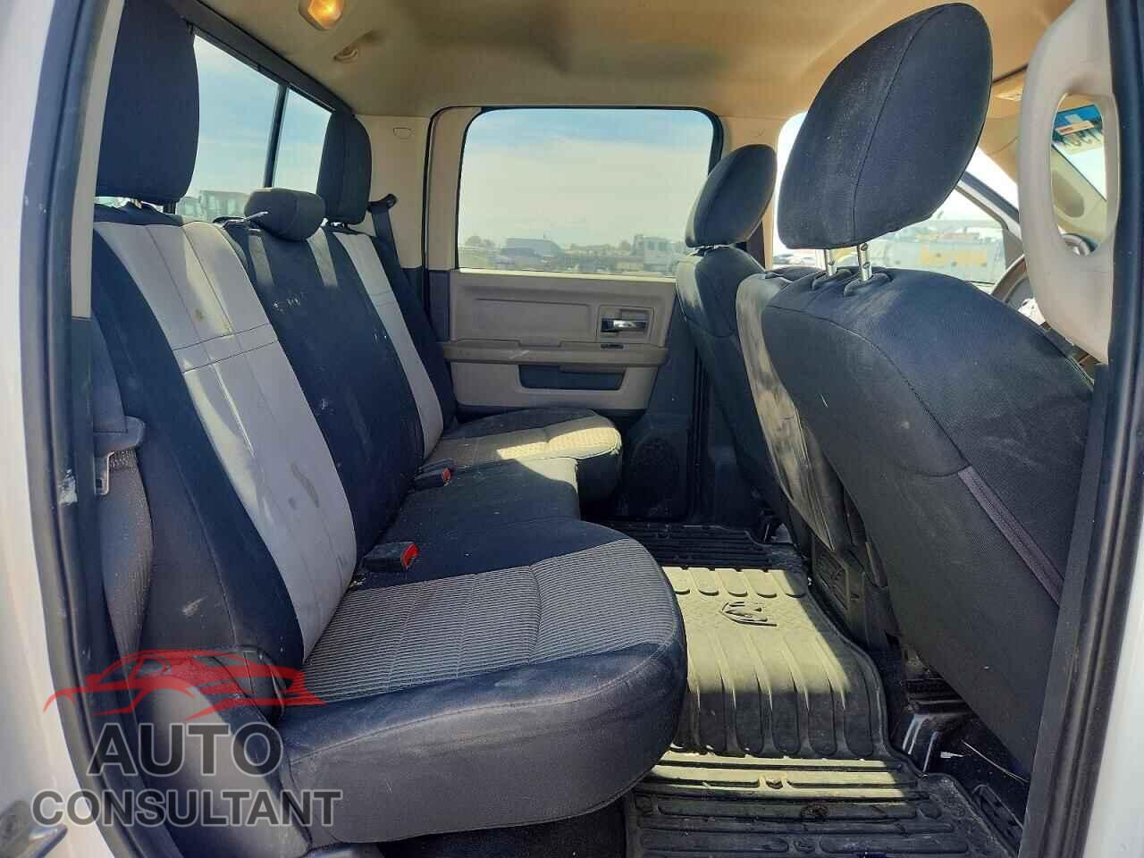 DODGE RAM 1500 2012 - 1C6RD7LP7CS249568