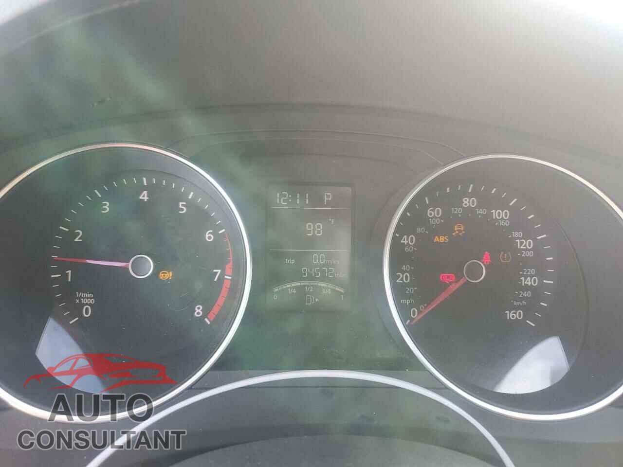 VOLKSWAGEN JETTA 2017 - 3VW2B7AJ7HM270755