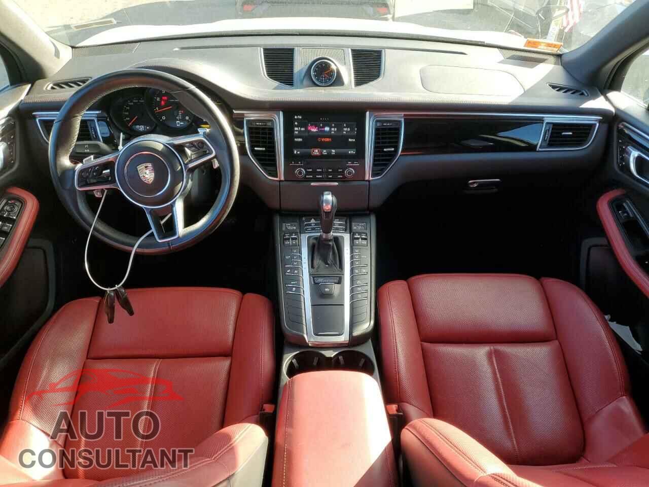 PORSCHE MACAN 2017 - WP1AA2A57HLB08342