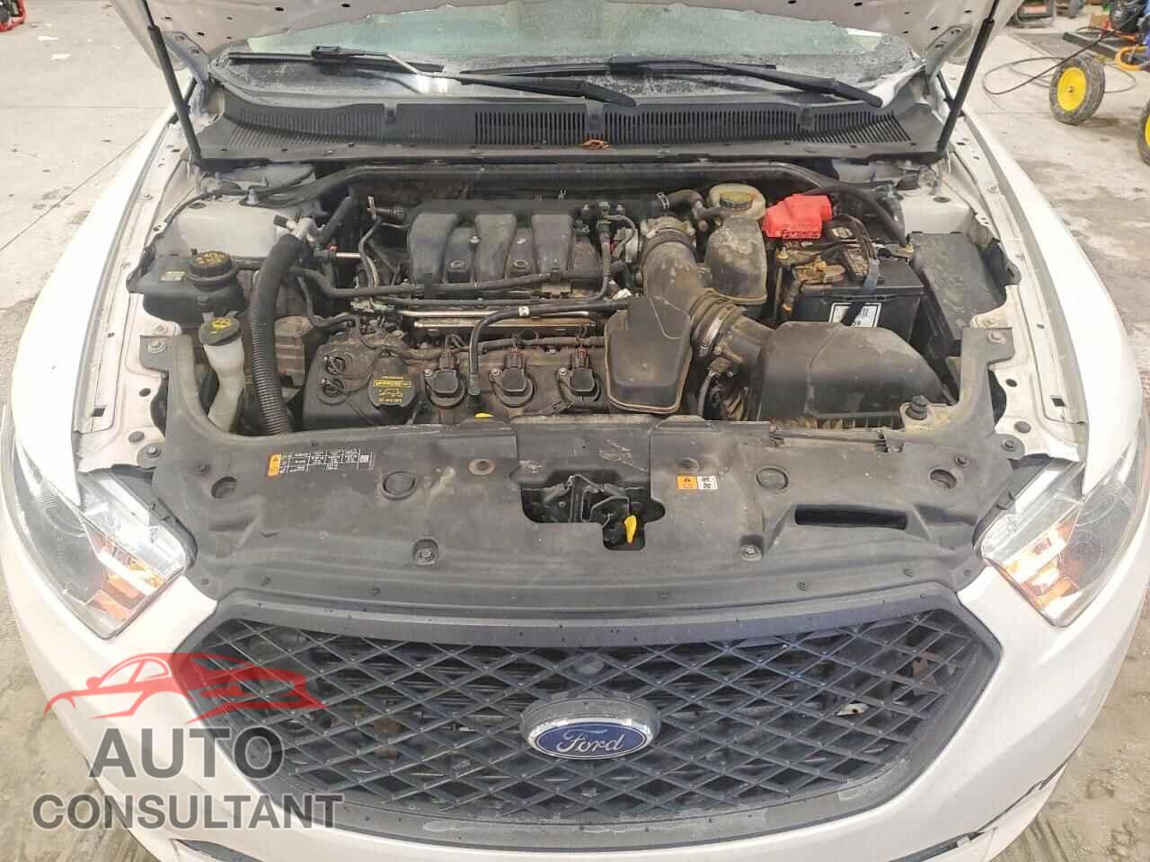 FORD TAURUS 2013 - 1FAHP2E82DG166872
