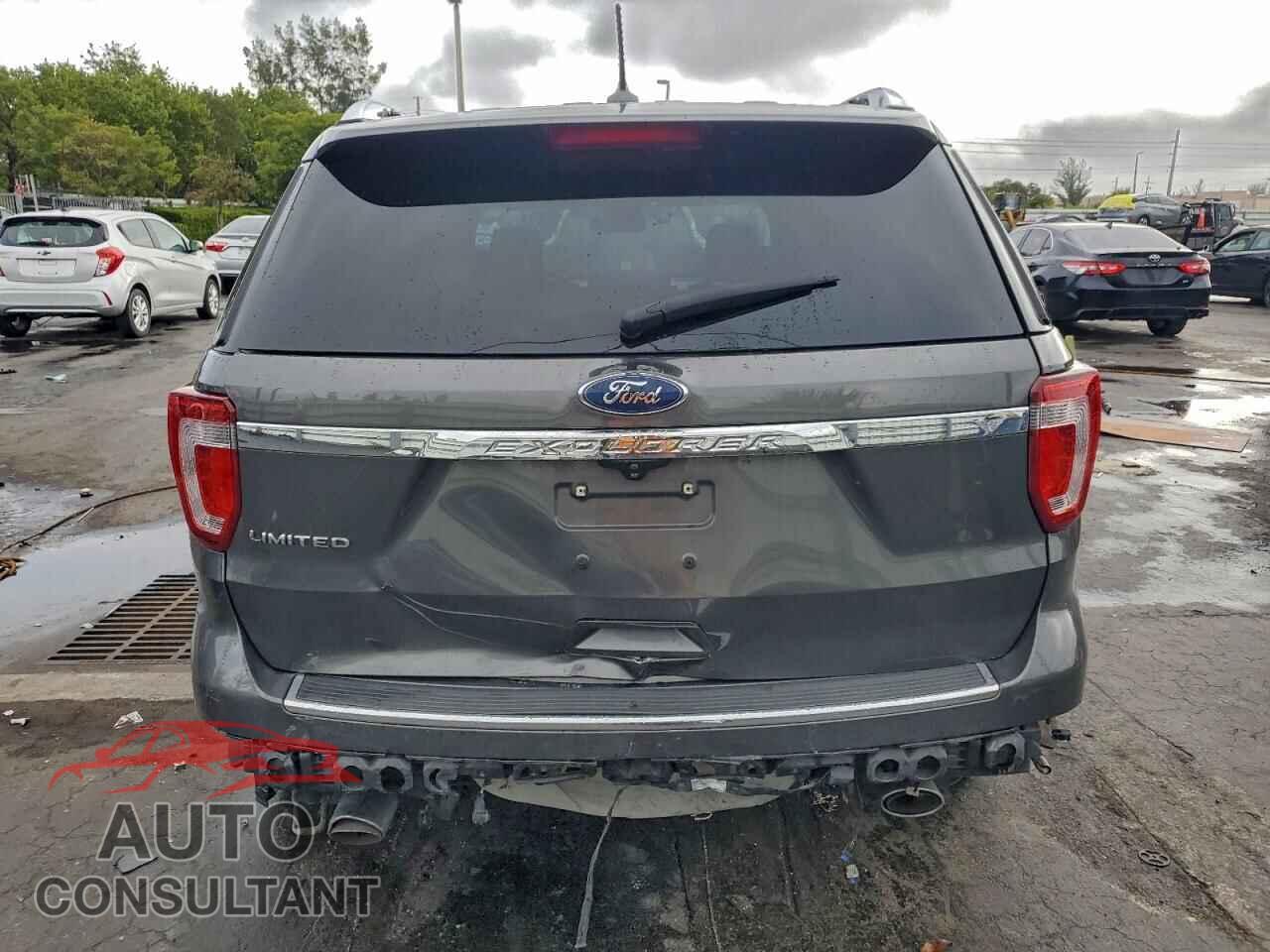 FORD EXPLORER 2018 - 1FM5K7F8XJGB32967