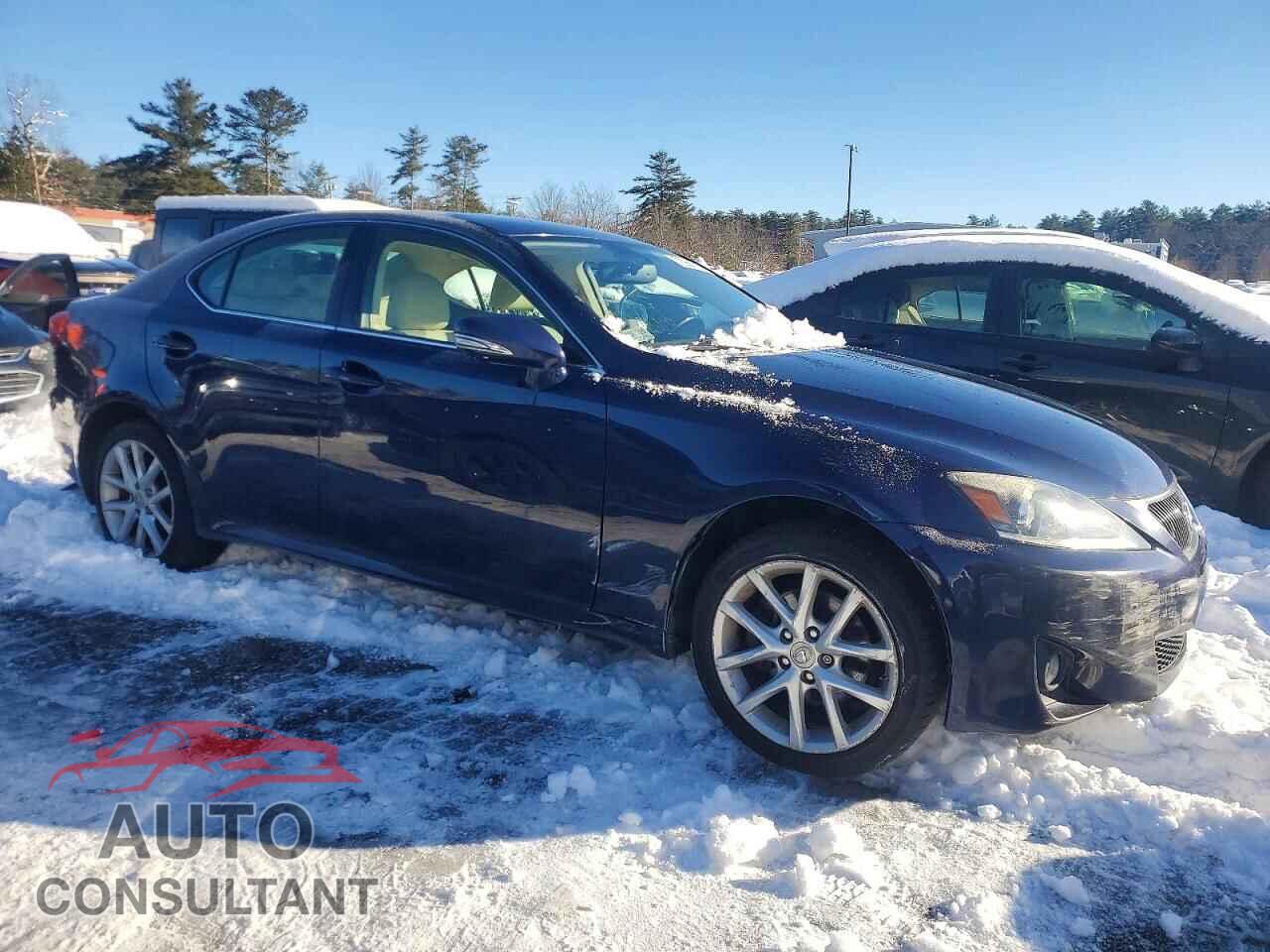 LEXUS IS 2011 - JTHCF5C29B5046713