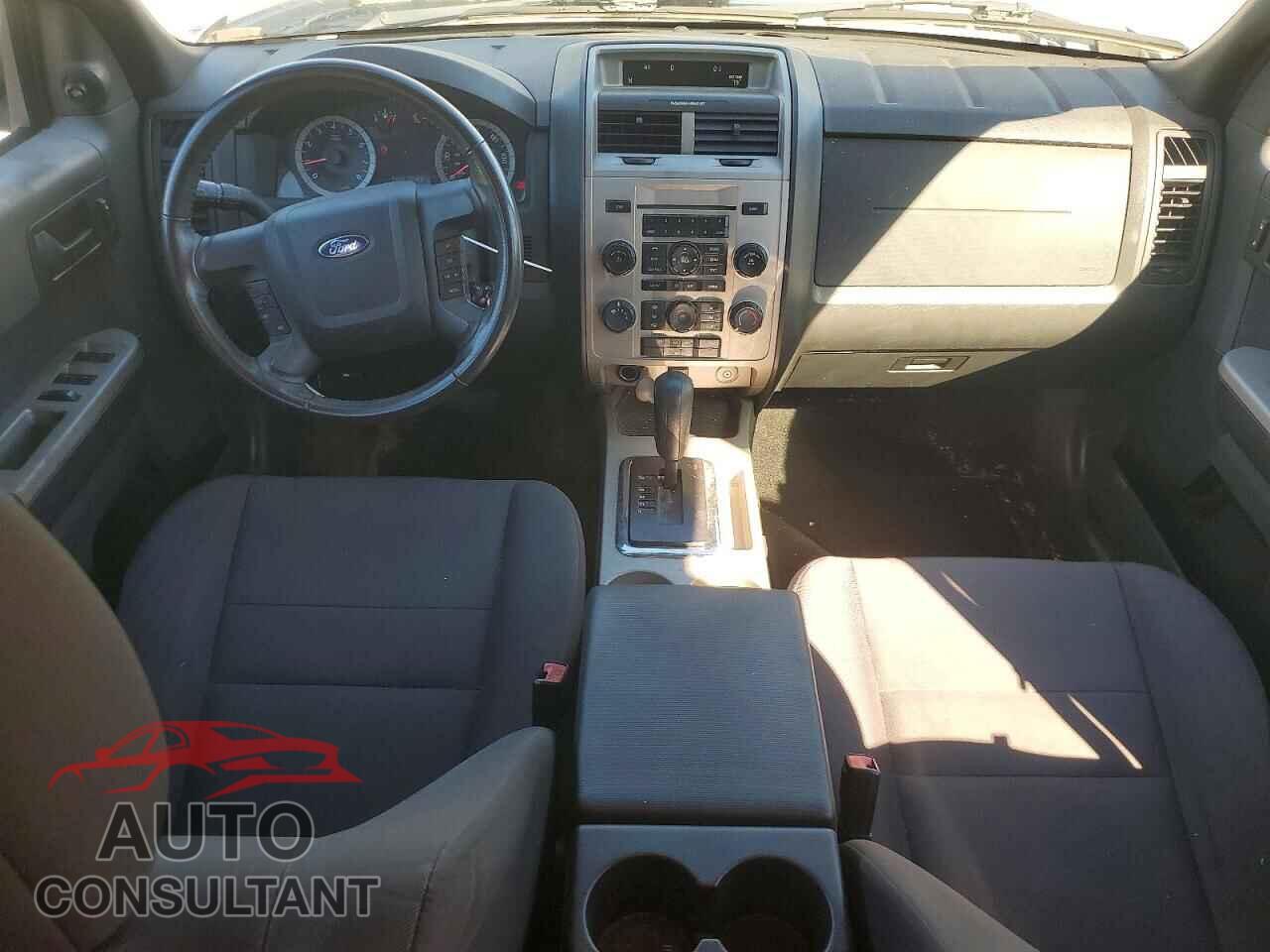 FORD ESCAPE 2011 - 1FMCU9DG9BKB12005
