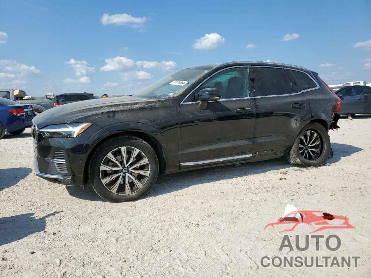 VOLVO XC60 PLUS 2023 - YV4L12RE7P1352238