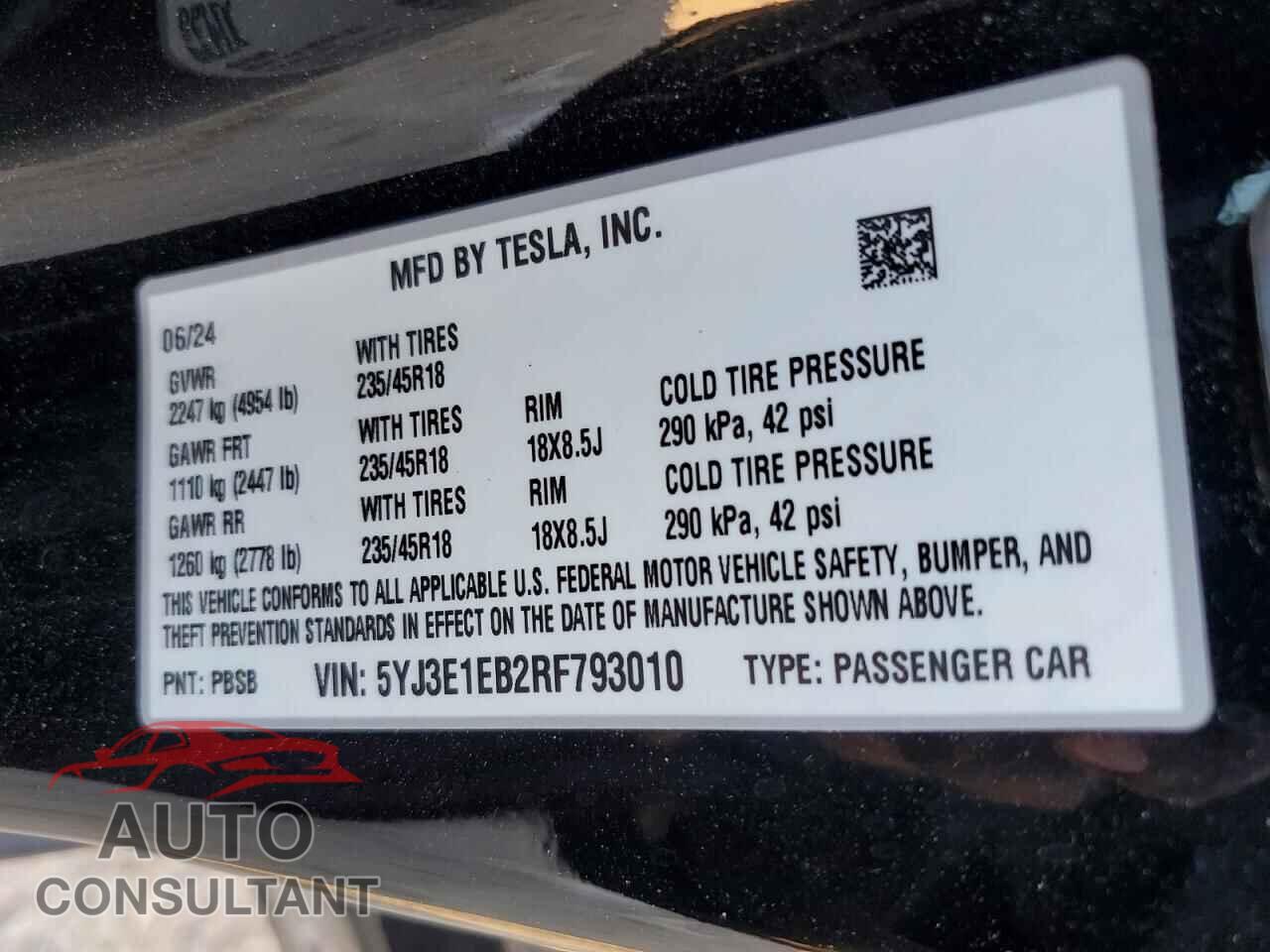 TESLA MODEL 3 2024 - 5YJ3E1EB2RF793010