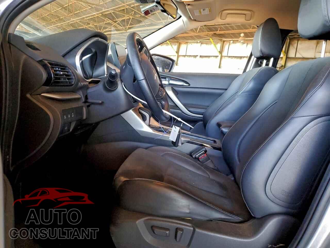 MITSUBISHI ECLIPSE 2025 - JA4ATWAA6SZ008103