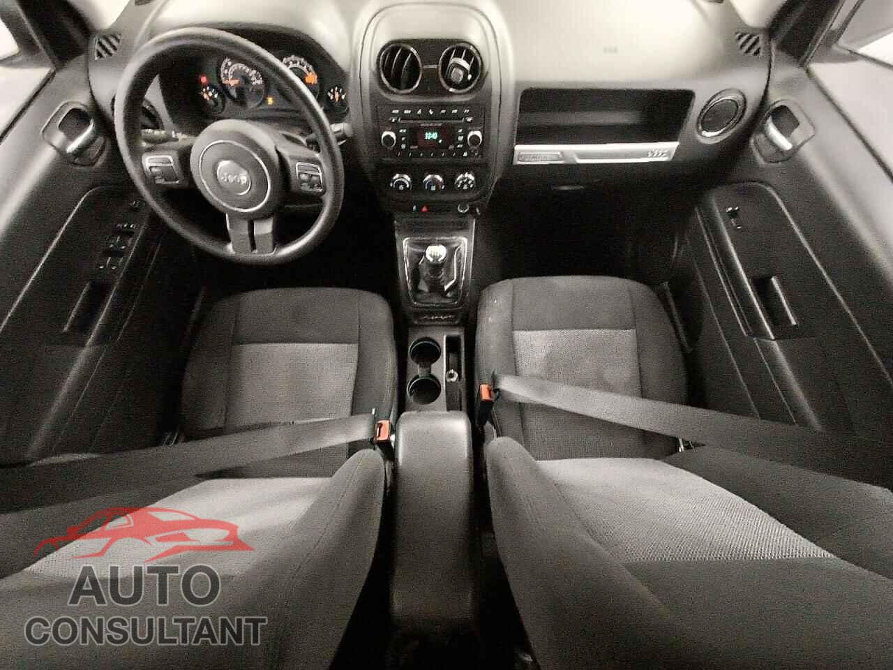JEEP COMPASS 2015 - 1C4NJDBB2FD202882
