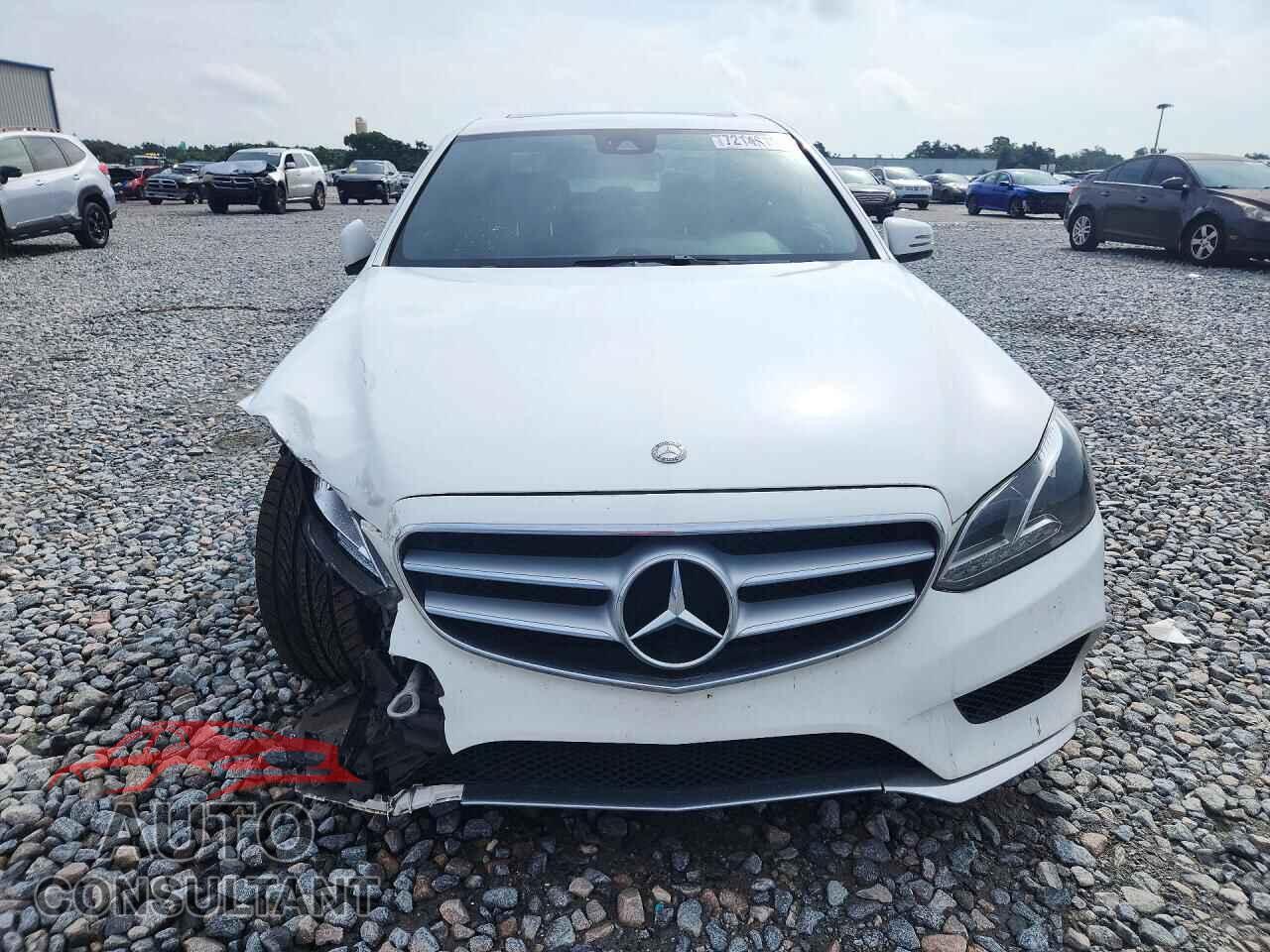 MERCEDES-BENZ E-CLASS 2015 - WDDHF5KB0FB086099