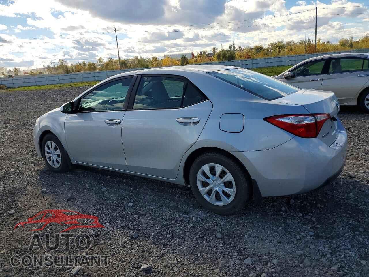 TOYOTA COROLLA 2015 - 2T1BURHE3FC403261