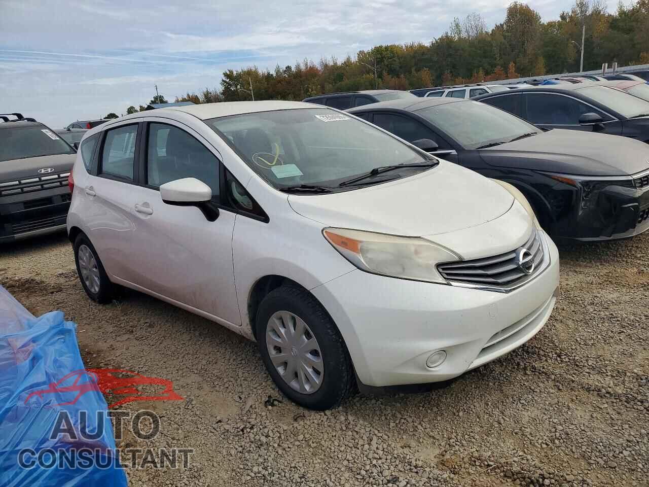 NISSAN VERSA 2015 - 3N1CE2CP2FL376085