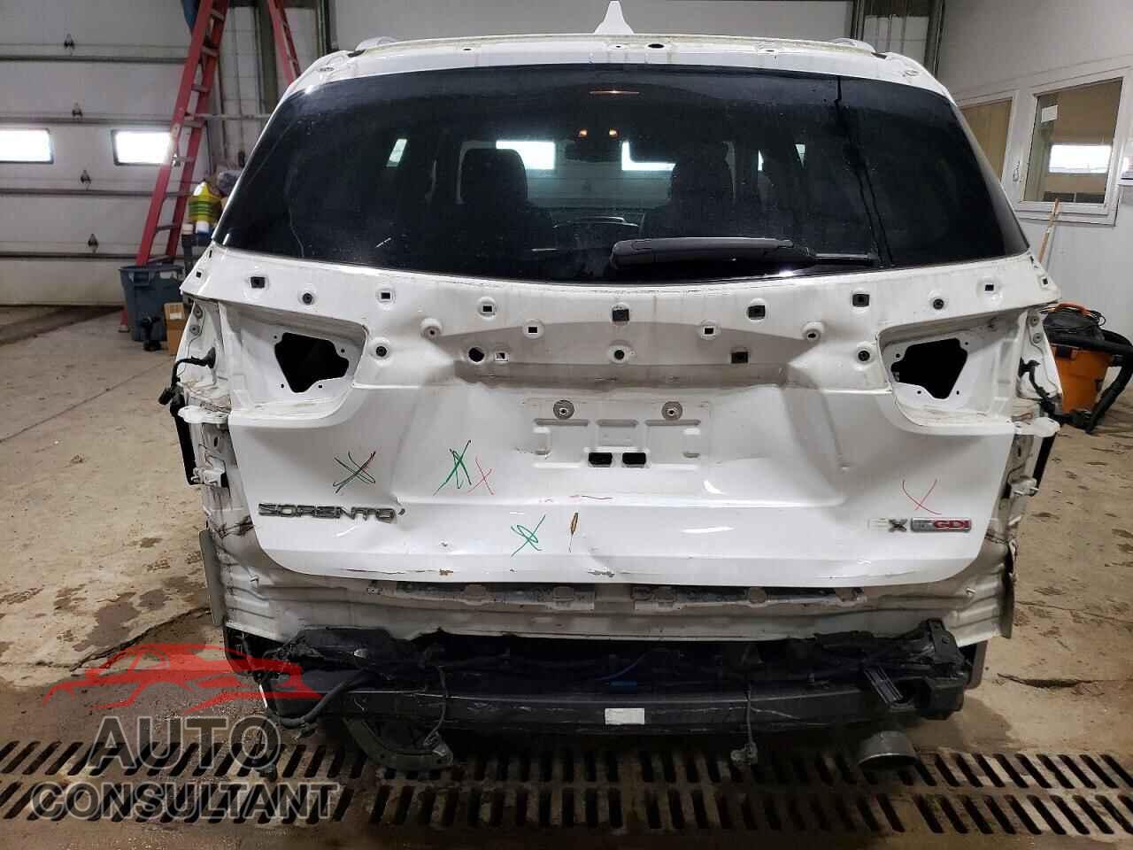 KIA SORENTO 2017 - 5XYPHDA17HG280933